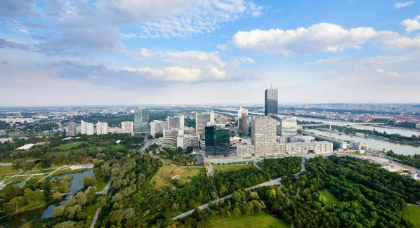 Visibility Guarantee at the Danube Tower Vienna: Free Return Visit in Case of Limited Visibility