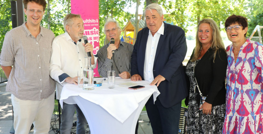 Bühne Donaupark Pressekonferenz MAIN