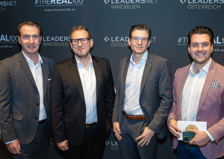 Sustainability and networking at the highest level: #TheREAL100 in the Danube Tower