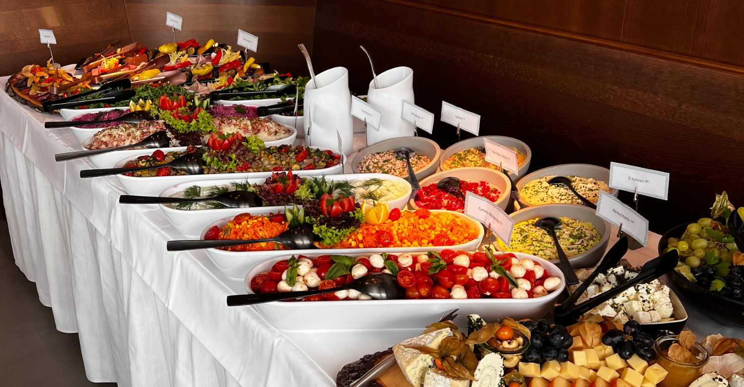Mittagsbuffet" Hannover" Sonntags-Mittagsbuffet im Donaubräu: Ein kulinarisches Erlebnis