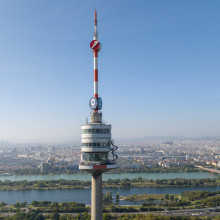 Donauturm Donauturmrutsche Credit R.Fasching K.Patzak A.Stoeger 2
