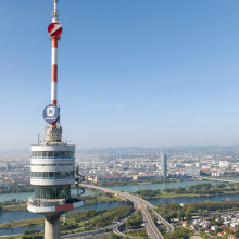 Donauturm Donauturmrutsche Credit R.Fasching K.Patzak A.Stoeger 3
