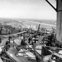 Donauturm grosse Terrasse copyright Lintl