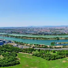 Donauturm Sommer