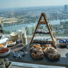 Donauturm Turm Cafe Brunch 81
