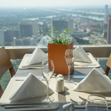 Donauturm Turm Cafe Brunchsetting 1