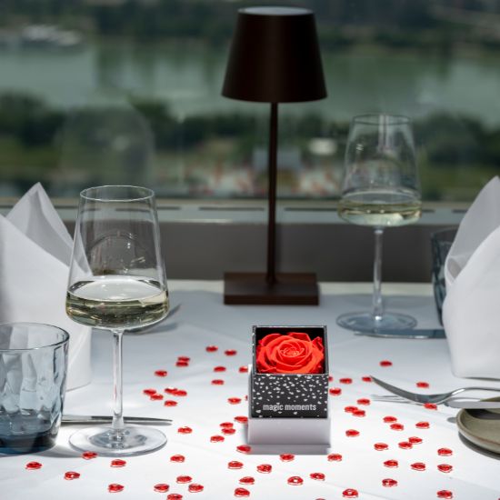 Romance package with 1 rose and 2 glasses of Tower sparkling wine