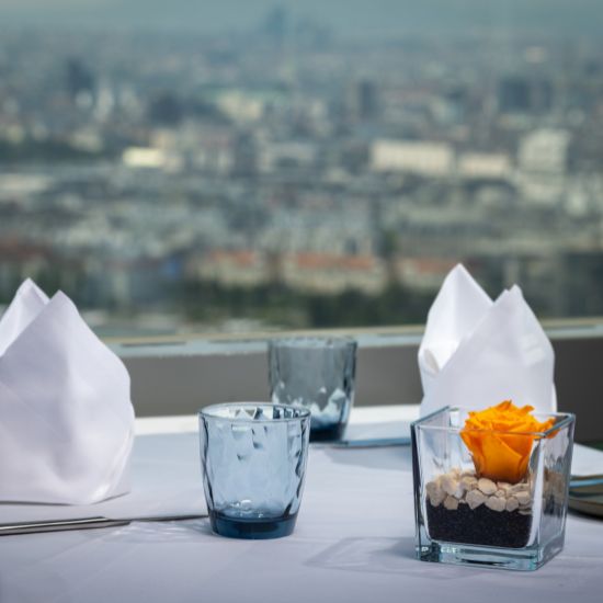 Turm Restaurant Mittag Setting