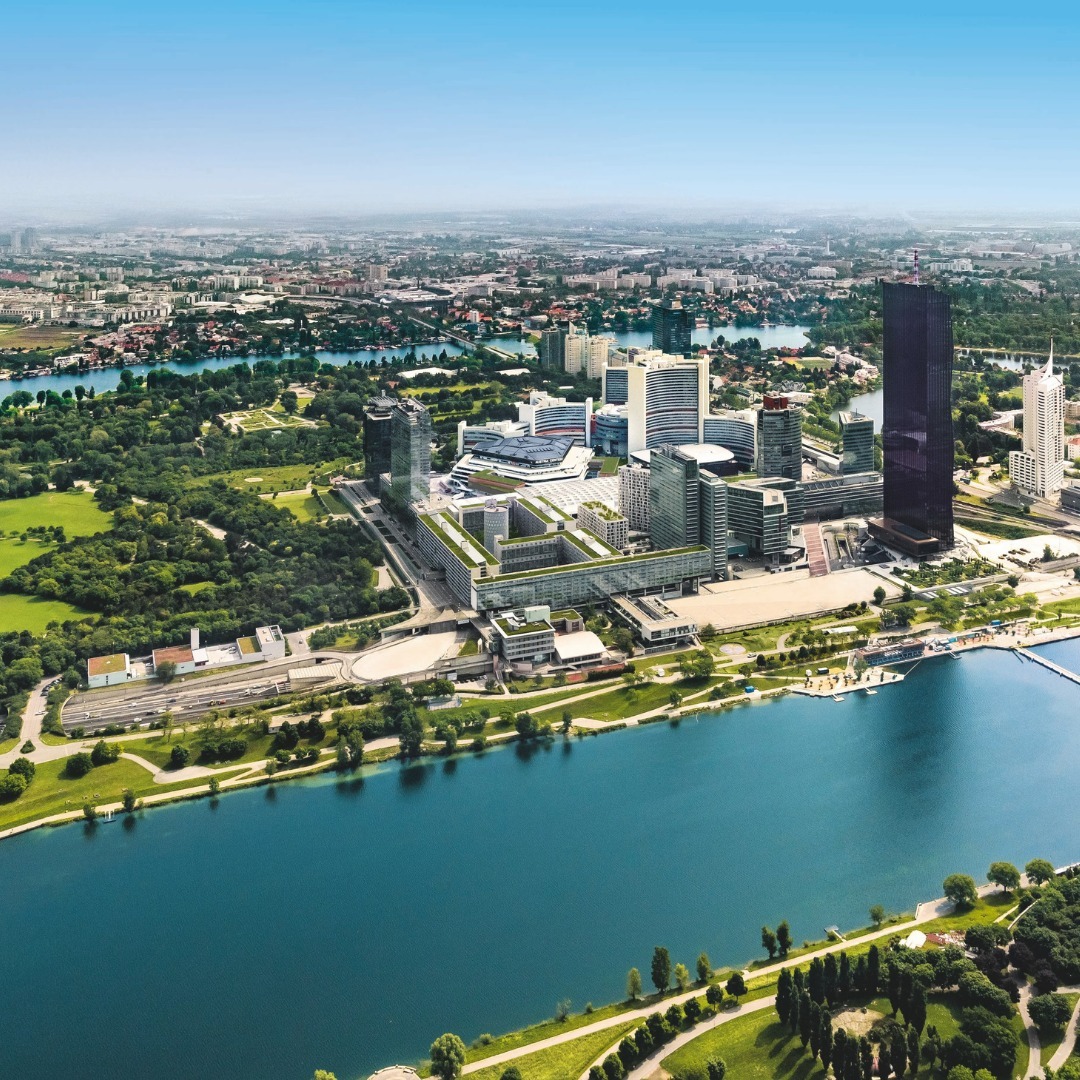 Top of neighborhood 🏙<br />
The Danube Tower in best surroundings.<br />
The Vienna International Centre is home to the United Nations Office 🏢 at Vienna and other international organizations. You can enjoy the impressive modern architecture from the observation deck