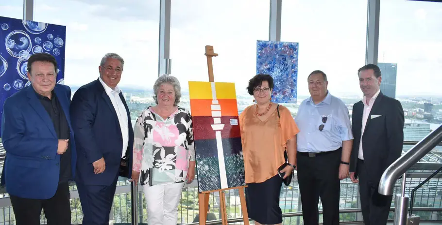 Vernissage MAIN