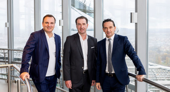 Adrenalinkick pur auf Europas höchster Rutsche – „Donauturm-Rutsche“ heute offiziell eröffnet! 