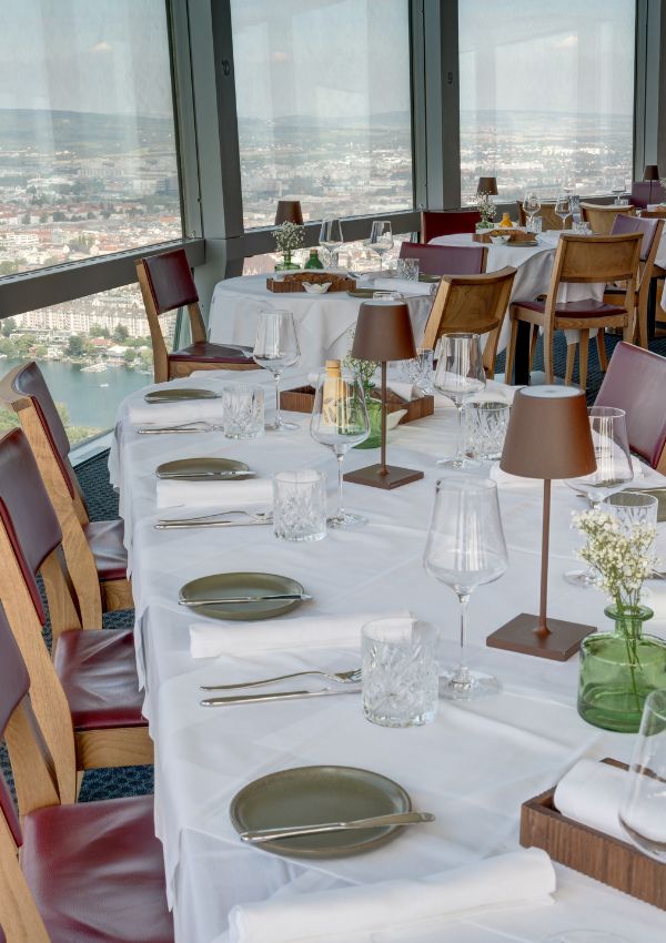 Restaurant mit 360°-Panoramablick über Wien